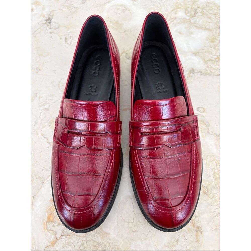 NEW! ECCO Women Dress Classic 15 ECCO Croc Embossed Red Leather Loafers - Picture 4 of 13